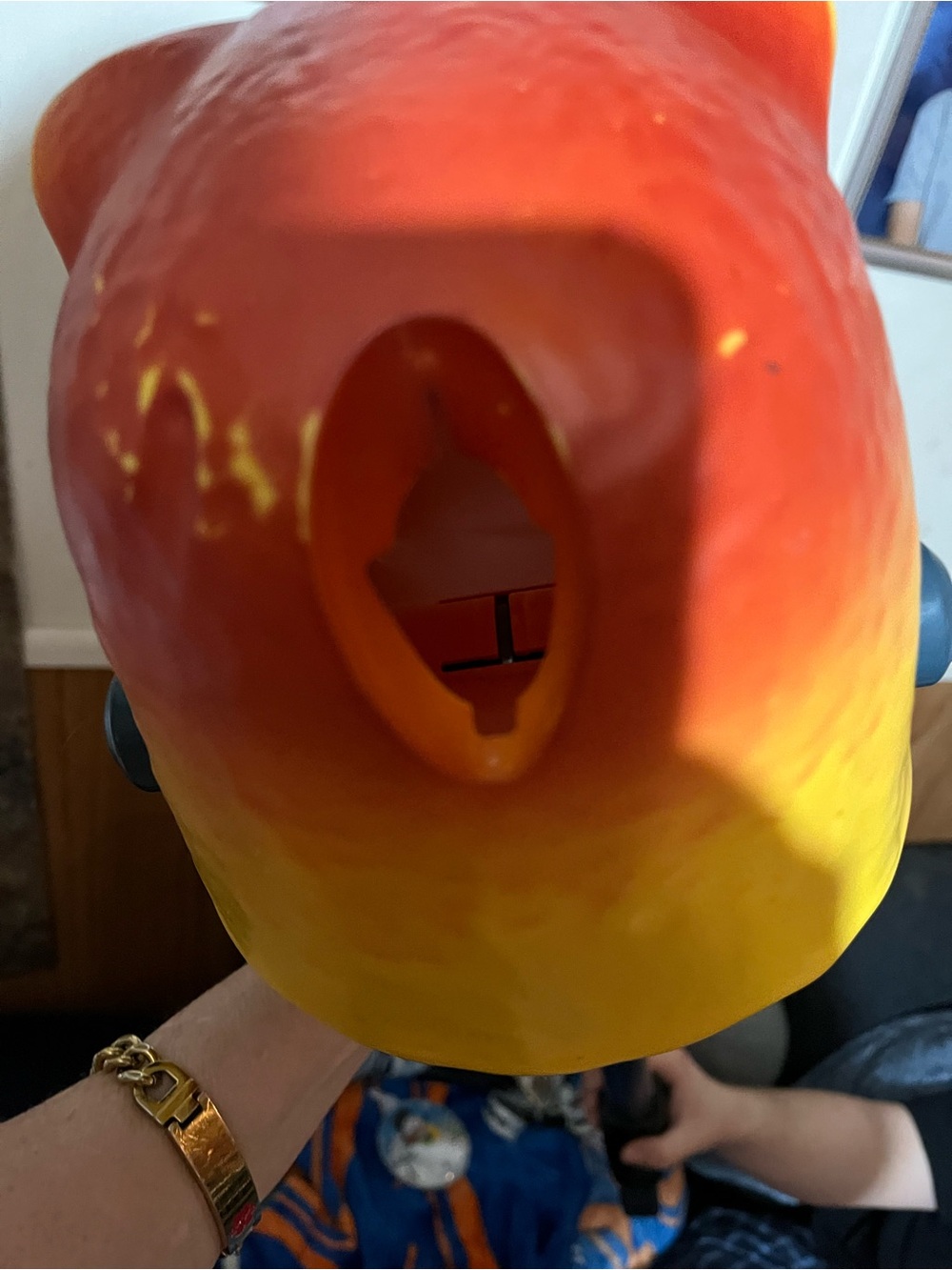 Fortnite Bitemark Pickaxe toy - Picture 4 of 5
